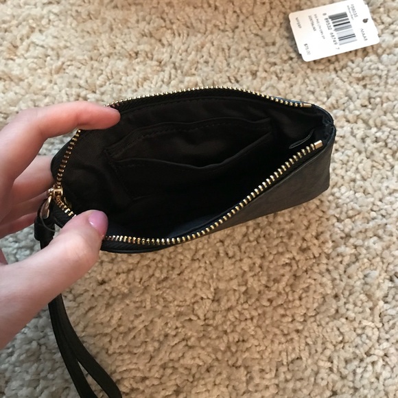 NWT ✨ Coach Wristlet - Picture 4 of 5